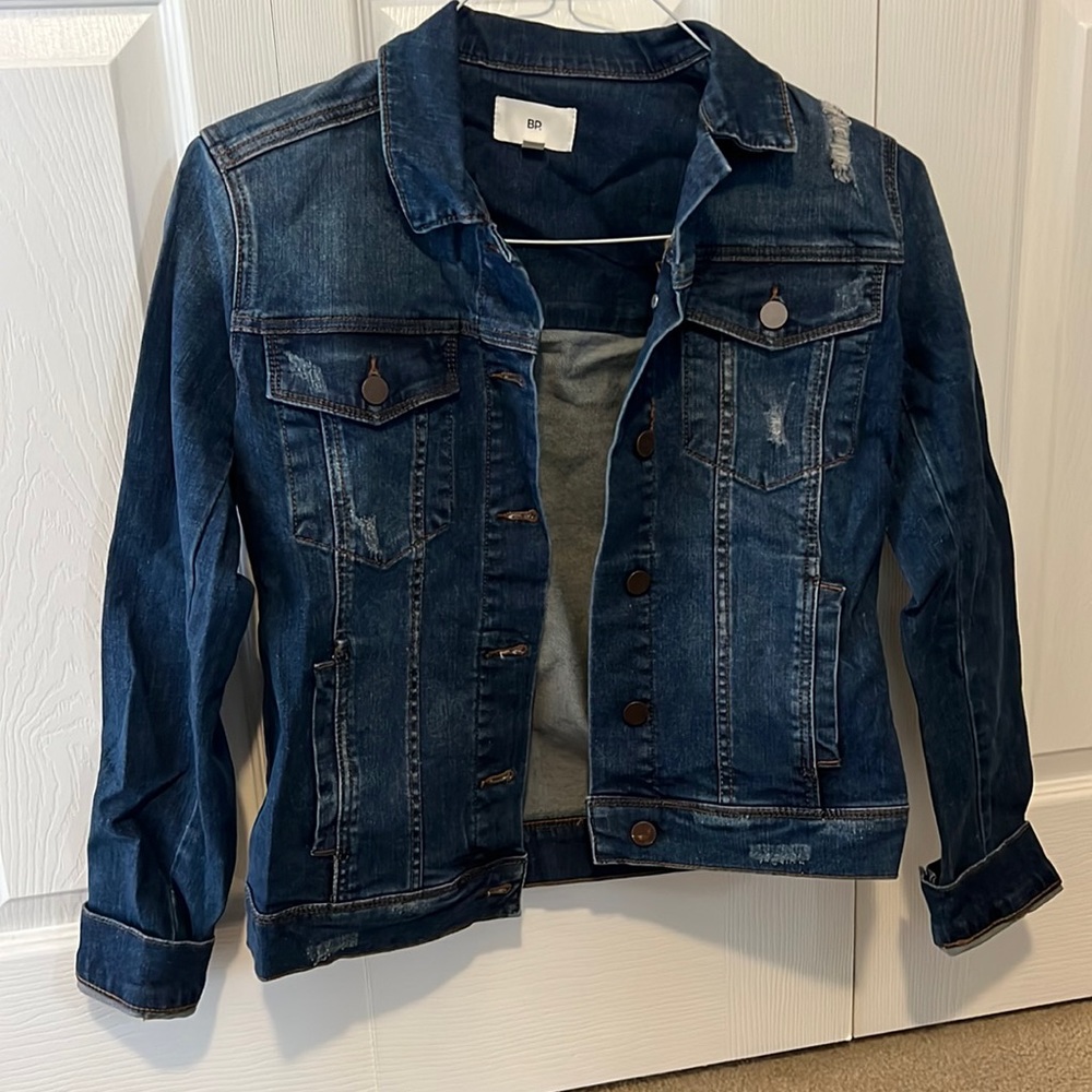 BP jean jacket size small
